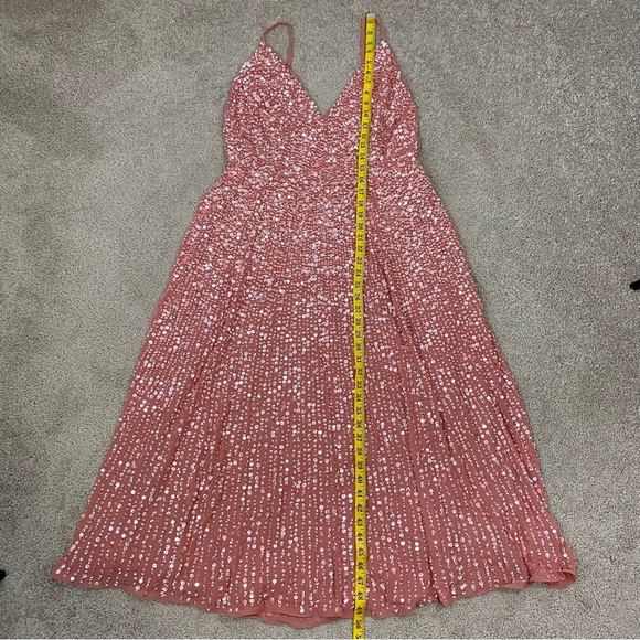 -HOLD FOR @ jkeith607-
ASOS Edition Sequins Embellished Midi Dress Pink US 12 - Picture 9 of 9
